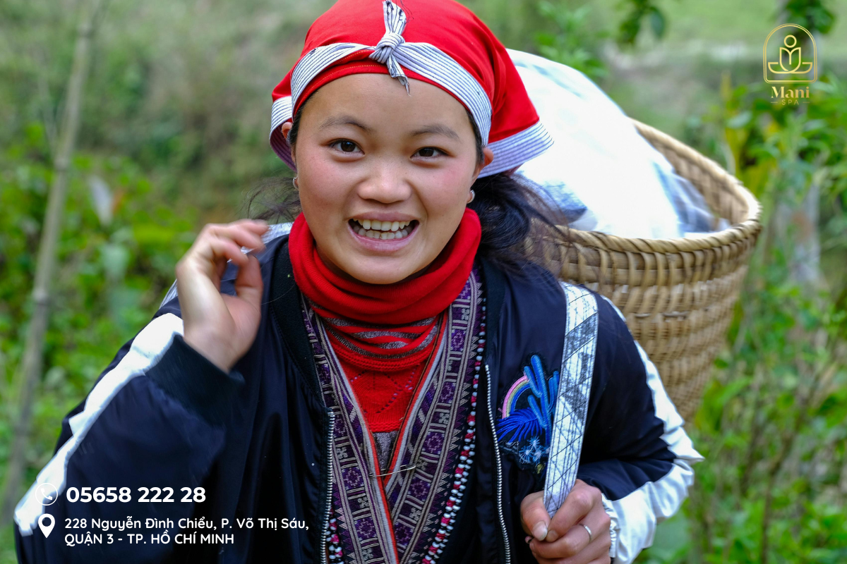 Detox Cơ Thể Với Lá Dao Đỏ Tại Mani Mani Spa