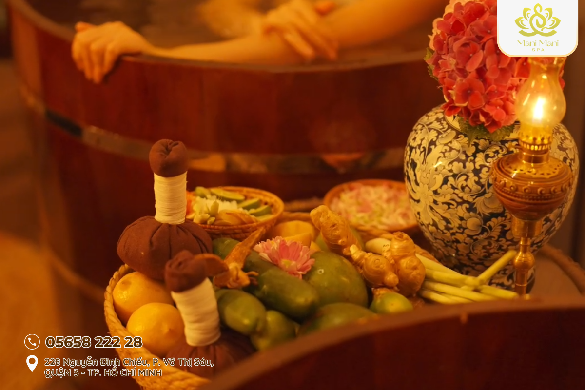 Detox Cơ Thể Với Lá Dao Đỏ Tại Mani Mani Spa