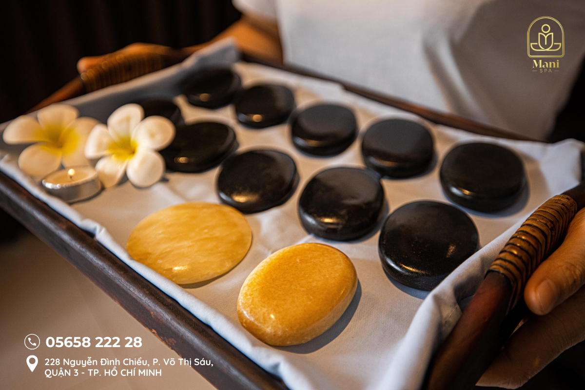 Gội đầu dưỡng sinh kết hợp massage cổ vai gáy - Mani Mani Spa 